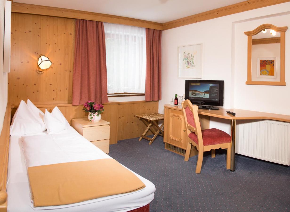 Hotel Karl Schranz Sankt Anton am Arlberg Exterior photo